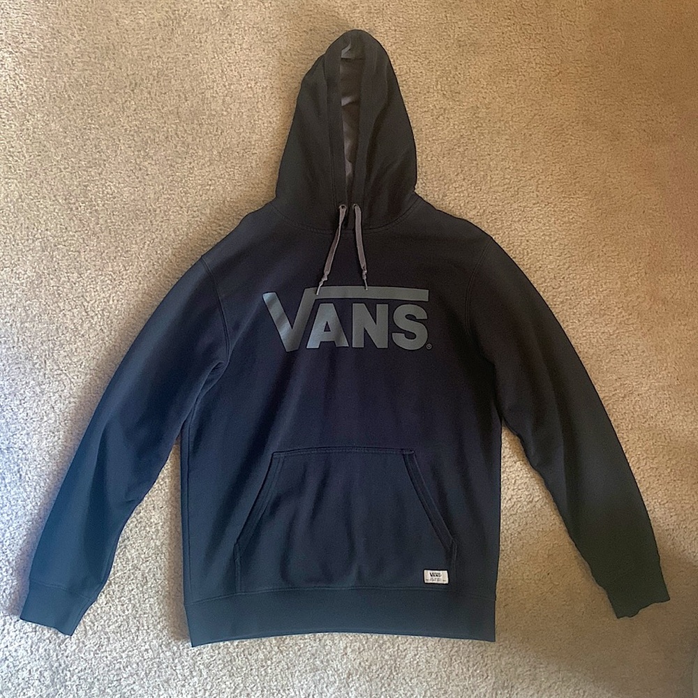 Black vans fleece hoodie with grey lettering and a sewn on tags